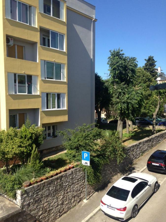 Alloro Boutique Apartment Пула Экстерьер фото